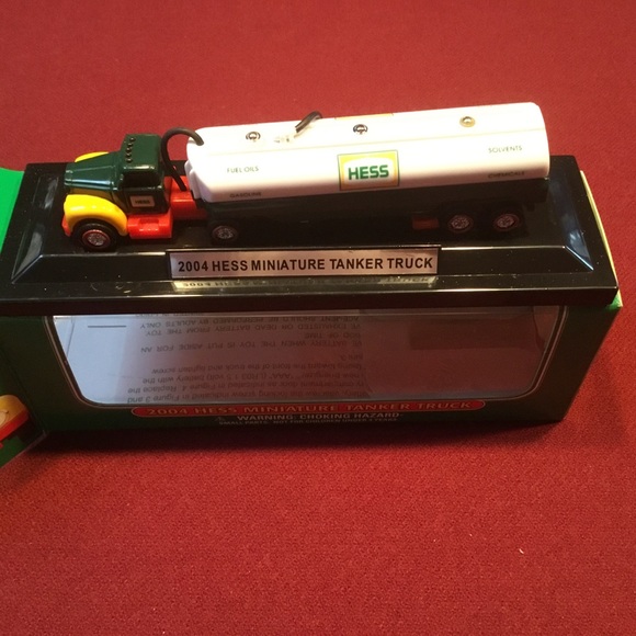2004 new in box Hess miniature tanker truck - Picture 1 of 2